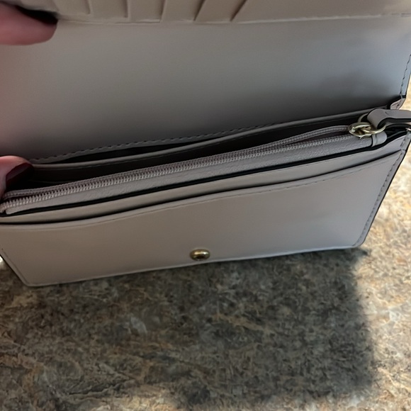 Michael Kors purse - Picture 5 of 5